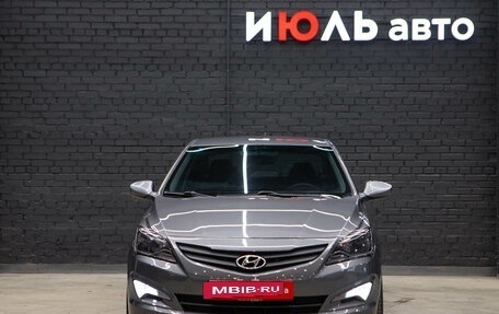 Hyundai Solaris II рестайлинг, 2015 год, 1 150 000 рублей, 3 фотография