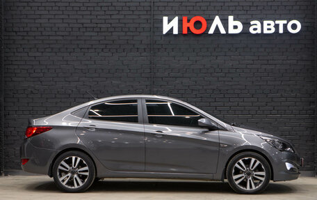 Hyundai Solaris II рестайлинг, 2015 год, 1 150 000 рублей, 6 фотография