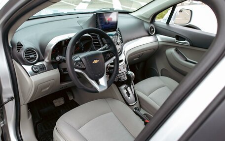 Chevrolet Orlando I, 2012 год, 1 095 000 рублей, 13 фотография