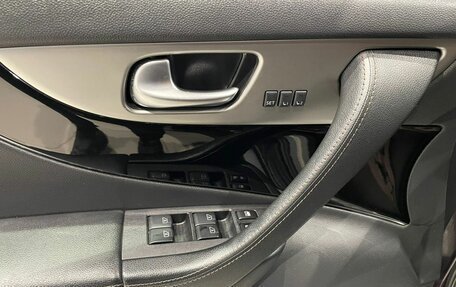 Infiniti QX70, 2013 год, 1 670 000 рублей, 17 фотография