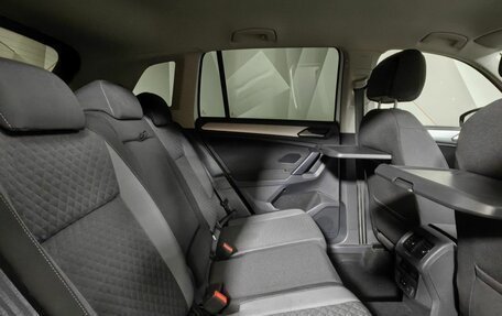 Volkswagen Tiguan II, 2019 год, 2 295 000 рублей, 12 фотография