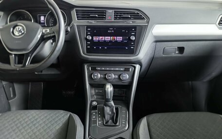 Volkswagen Tiguan II, 2019 год, 2 295 000 рублей, 11 фотография