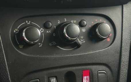 Renault Sandero II рестайлинг, 2020 год, 1 145 000 рублей, 13 фотография