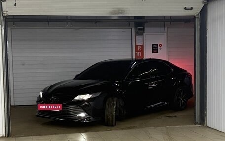 Toyota Camry, 2019 год, 2 фотография