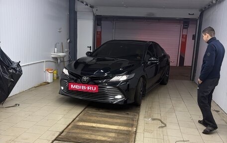 Toyota Camry, 2019 год, 3 фотография