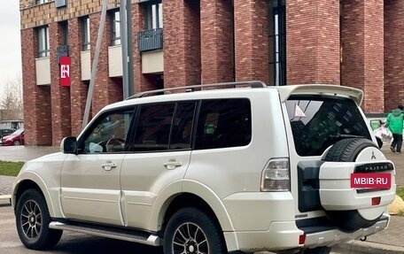 Mitsubishi Pajero IV, 2014 год, 1 999 000 рублей, 6 фотография