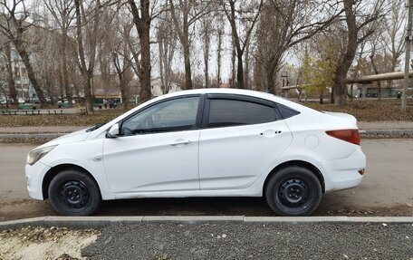 Hyundai Solaris II рестайлинг, 2012 год, 435 000 рублей, 4 фотография