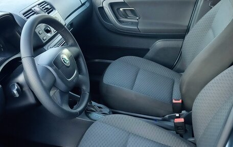 Skoda Fabia II, 2011 год, 600 000 рублей, 6 фотография