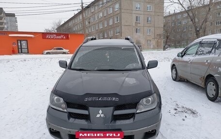 Mitsubishi Outlander III рестайлинг 3, 2003 год, 775 000 рублей, 12 фотография