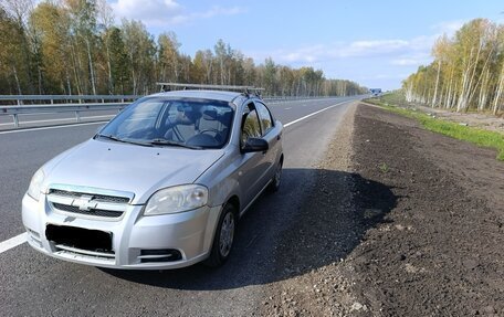 Chevrolet Aveo III, 2009 год, 300 000 рублей, 2 фотография