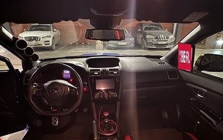 Subaru WRX STi I рестайлинг, 2018 год, 5 950 000 рублей, 9 фотография