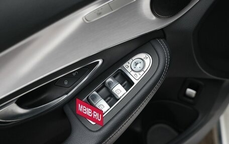 Mercedes-Benz C-Класс, 2019 год, 2 990 000 рублей, 15 фотография