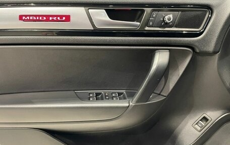 Volkswagen Touareg III, 2014 год, 1 990 000 рублей, 17 фотография