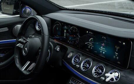 Mercedes-Benz E-Класс, 2020 год, 4 750 000 рублей, 13 фотография