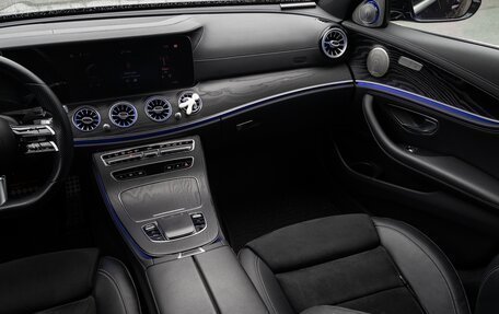 Mercedes-Benz E-Класс, 2020 год, 4 750 000 рублей, 11 фотография