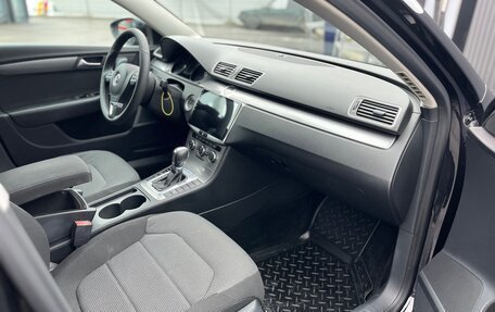 Volkswagen Passat B7, 2012 год, 1 240 000 рублей, 24 фотография