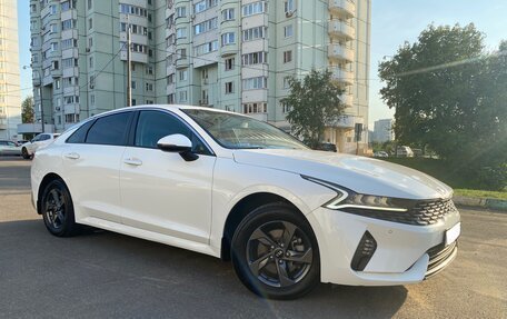 KIA K5, 2021 год, 2 100 000 рублей, 2 фотография