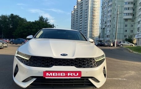 KIA K5, 2021 год, 2 100 000 рублей, 9 фотография