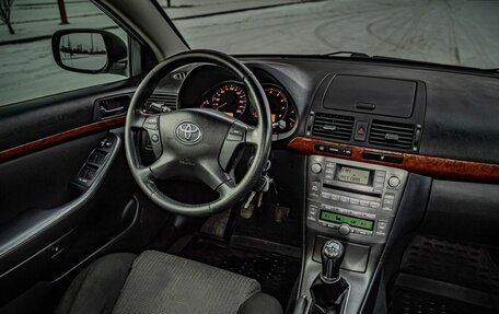 Toyota Avensis III рестайлинг, 2008 год, 780 000 рублей, 18 фотография