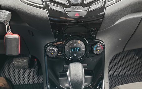 Ford Fiesta, 2016 год, 870 000 рублей, 14 фотография