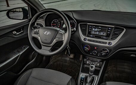 Hyundai Solaris II рестайлинг, 2017 год, 1 385 000 рублей, 17 фотография