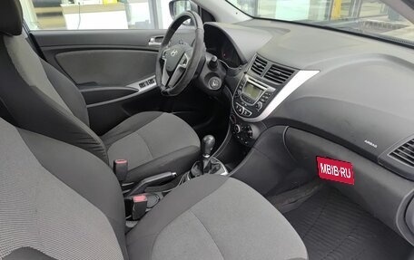 Hyundai Solaris II рестайлинг, 2013 год, 657 300 рублей, 13 фотография