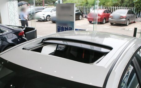 Toyota Corolla, 2025 год, 2 300 000 рублей, 9 фотография