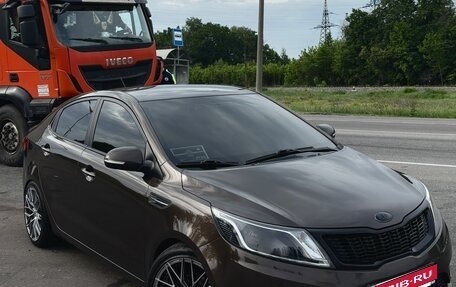 KIA Rio III рестайлинг, 2014 год, 1 275 000 рублей, 34 фотография