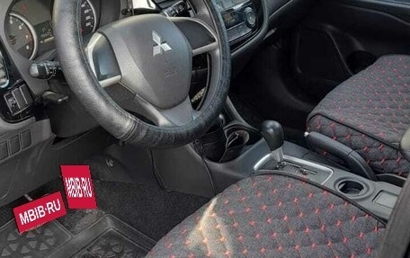 Mitsubishi Outlander III рестайлинг 3, 2013 год, 1 190 000 рублей, 3 фотография