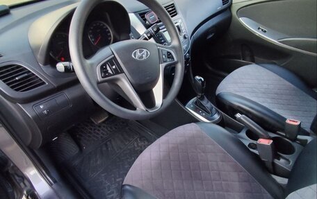 Hyundai Solaris II рестайлинг, 2016 год, 1 070 000 рублей, 13 фотография