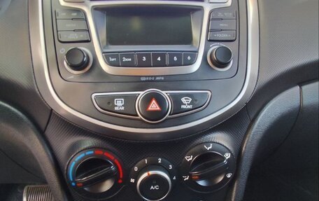 Hyundai Solaris II рестайлинг, 2016 год, 1 070 000 рублей, 14 фотография