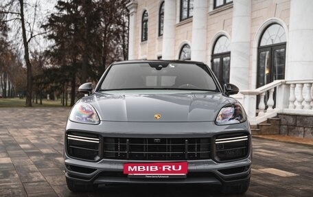 Porsche Cayenne III, 2022 год, 18 000 000 рублей, 2 фотография