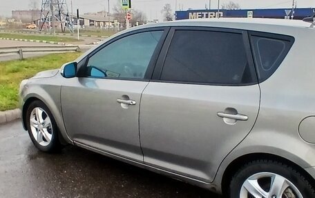 KIA cee'd I рестайлинг, 2010 год, 600 000 рублей, 6 фотография