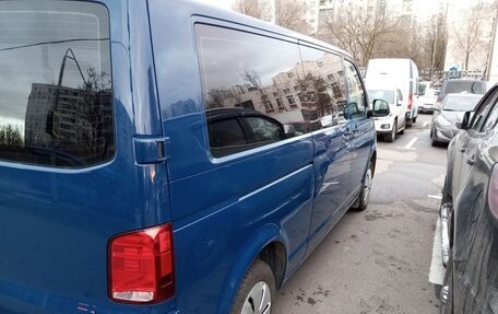 Volkswagen Caravelle T6 рестайлинг, 2020 год, 4 300 000 рублей, 3 фотография