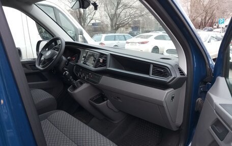 Volkswagen Caravelle T6 рестайлинг, 2020 год, 4 300 000 рублей, 7 фотография