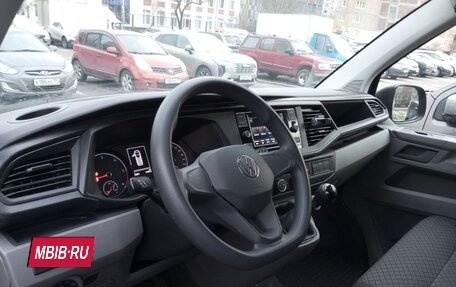 Volkswagen Caravelle T6 рестайлинг, 2020 год, 4 300 000 рублей, 5 фотография