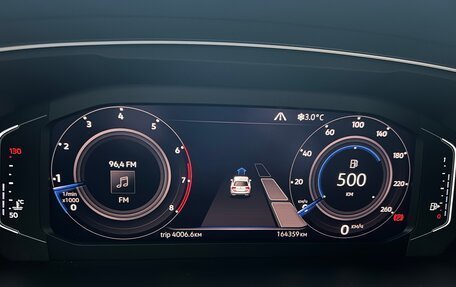 Volkswagen Tiguan II, 2019 год, 1 900 000 рублей, 11 фотография