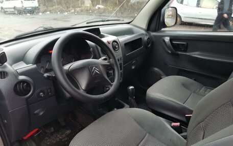 Citroen Berlingo II рестайлинг, 2011 год, 399 999 рублей, 13 фотография