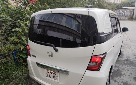 Honda Freed I, 2012 год, 1 280 000 рублей, 4 фотография