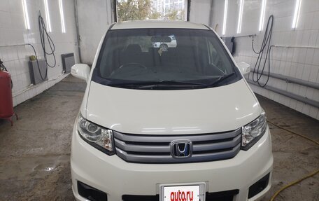Honda Freed I, 2012 год, 1 280 000 рублей, 18 фотография