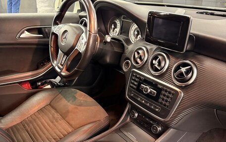 Mercedes-Benz A-Класс, 2015 год, 1 750 000 рублей, 14 фотография