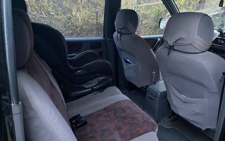 Nissan Terrano II рестайлинг, 1998 год, 600 000 рублей, 11 фотография