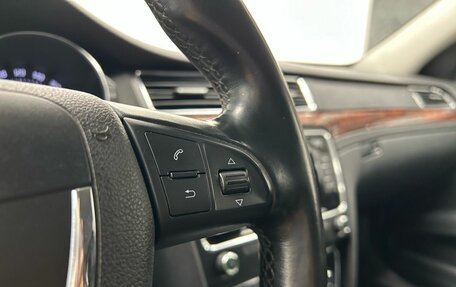 Skoda Superb III рестайлинг, 2011 год, 989 900 рублей, 8 фотография