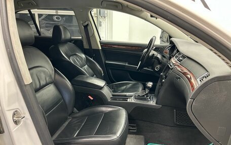 Skoda Superb III рестайлинг, 2011 год, 989 900 рублей, 12 фотография