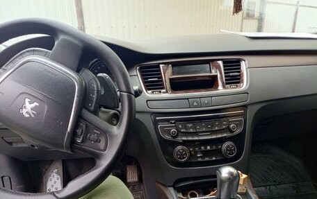 Peugeot 508 II, 2012 год, 545 000 рублей, 3 фотография