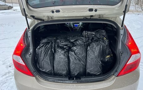 Hyundai Solaris II рестайлинг, 2012 год, 660 000 рублей, 9 фотография