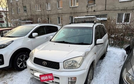Toyota RAV4, 2001 год, 680 000 рублей, 2 фотография