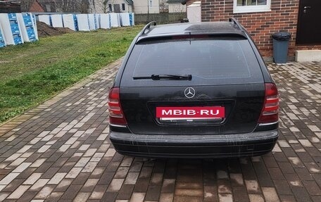 Mercedes-Benz C-Класс, 2003 год, 580 000 рублей, 3 фотография