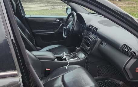 Mercedes-Benz C-Класс, 2003 год, 580 000 рублей, 7 фотография