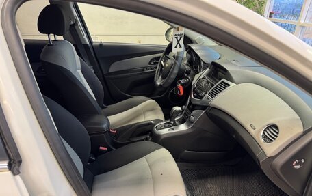 Chevrolet Cruze II, 2012 год, 699 000 рублей, 9 фотография